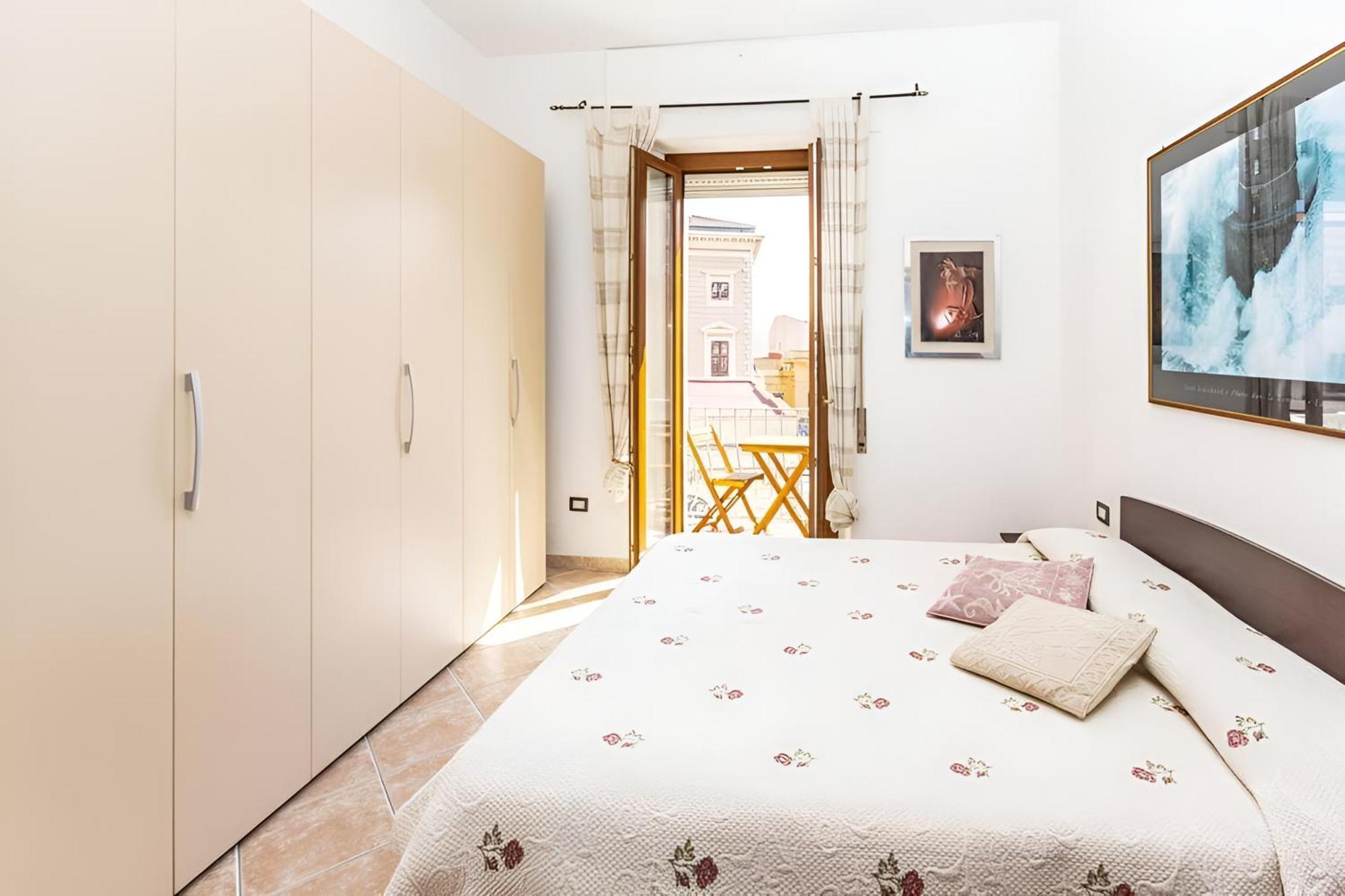 Splendido Appartamento In Pieno Centro Dell'Isola La Maddalena  Exterior photo